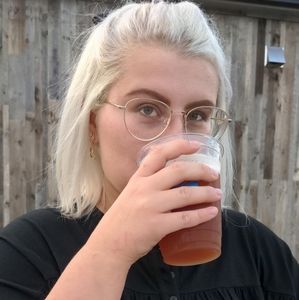 Meet your Posher, Valerie